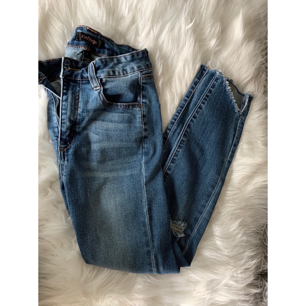 Women’s Refuge Distressed Skinny Jeans